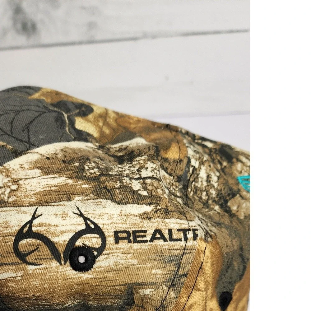 New Era 59FIFTY Miami Dolphins Realtree Camo Hat 7 3/8 Silver Season Patch NFL